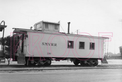 Santa maria railroad caboose - maria,