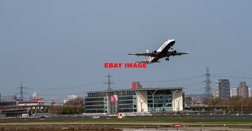 Photo lcyu a british - ,