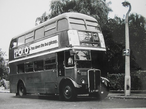 London transport bus rt 2541 - london,